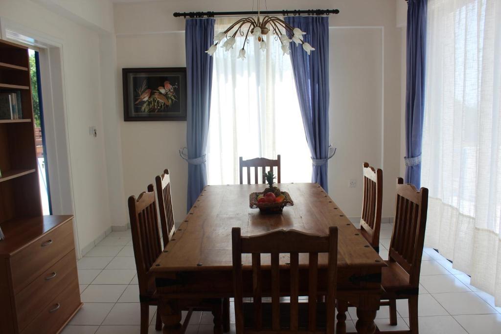 Kavalla Forest Villas Paphos Room photo