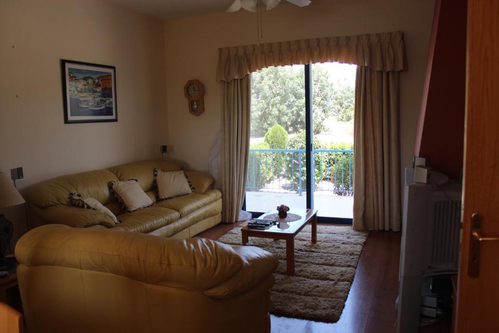 Kavalla Forest Villas Paphos Room photo